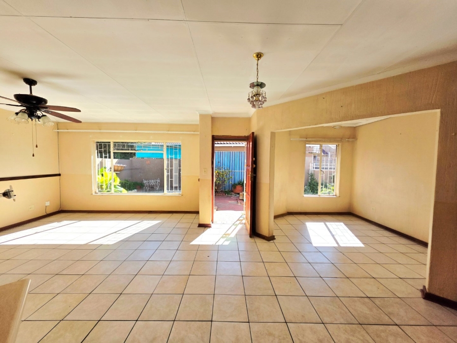 2 Bedroom Property for Sale in Uitsig Free State